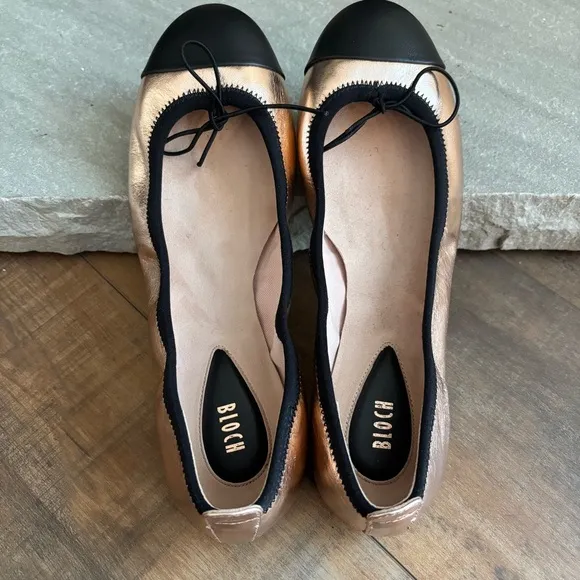 Bloch Women’s Size 38 US 8 Chara Ballet Flats Rame Metallic Rose Gold Leather