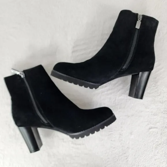 Blondo Rana Black Suede Waterproof Heeled Boots with side zip. Sturdy tread NWOT