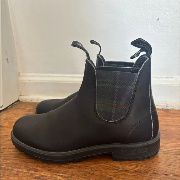 Blundstone 1614 Black Tartan Green Chelsea Leather Boots