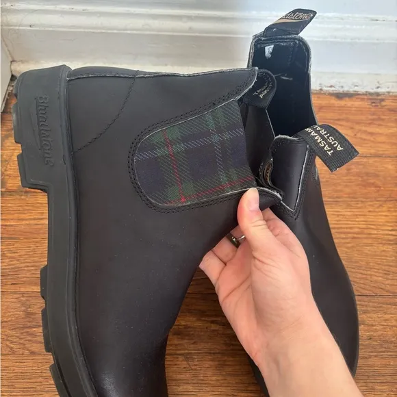 Blundstone 1614 Black Tartan Green Chelsea Leather Boots