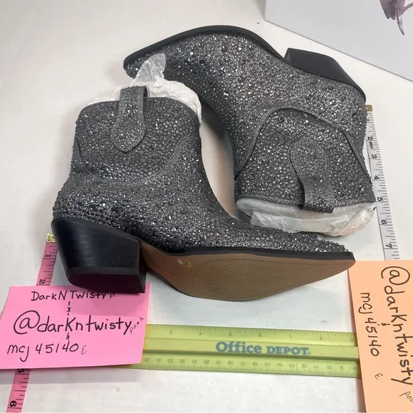 BNIB FIRST QUALITY Jessica Simpson Pewter Tamira 2 Rhinestone Ankle Boots 5.5M