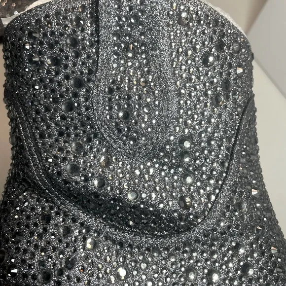 BNIB FIRST QUALITY Jessica Simpson Pewter Tamira 2 Rhinestone Ankle Boots 5.5M