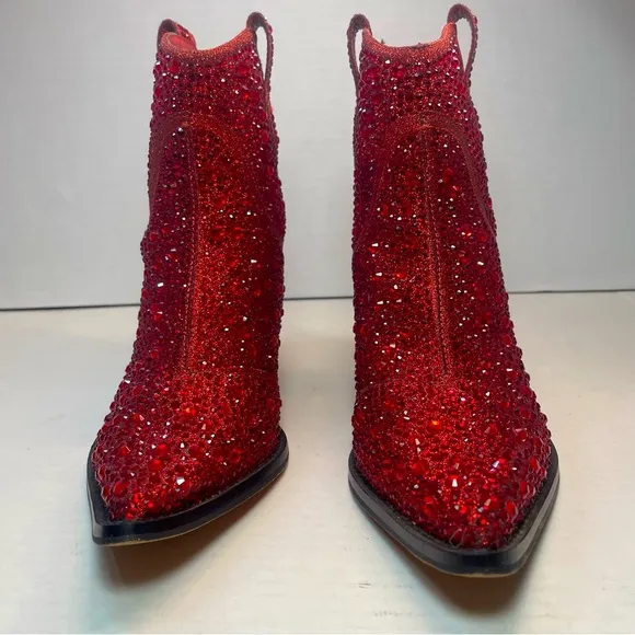 BNIB FIRST QUALITY Jessica Simpson Red Tamira 2 Rhinestone Ankle Boots 6M