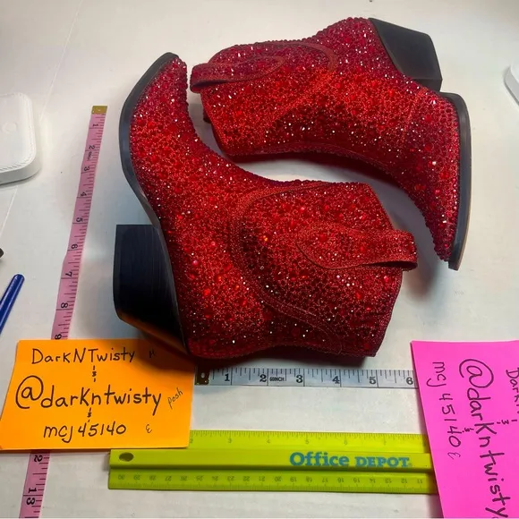 BNIB FIRST QUALITY Jessica Simpson Red Tamira 2 Rhinestone Ankle Boots 6M