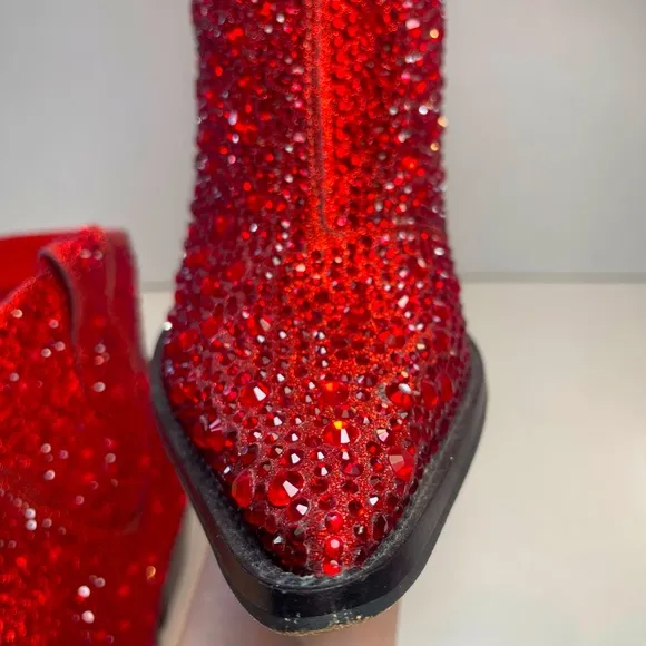 BNIB FIRST QUALITY Jessica Simpson Red Tamira 2 Rhinestone Ankle Boots 6M