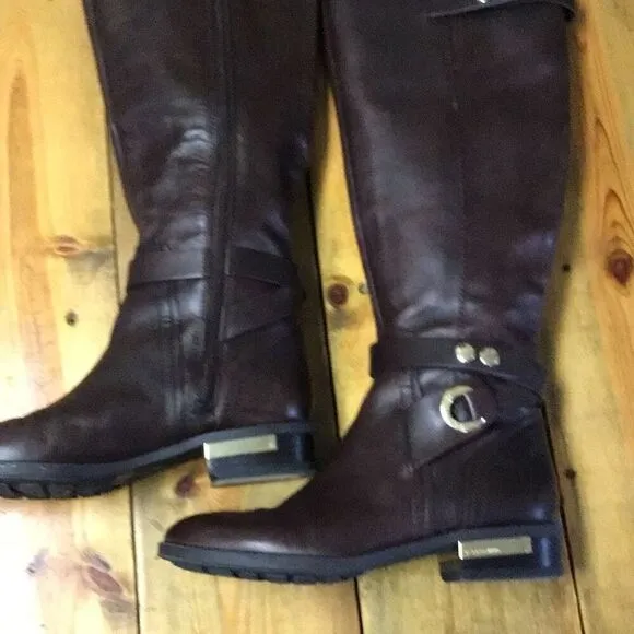 Boots leather Vince Camuto size 6m