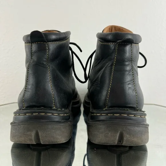 BORN Mens Black Leather Rawhide Lace Up Grunge Lug Sole Chukka Ankle Boots