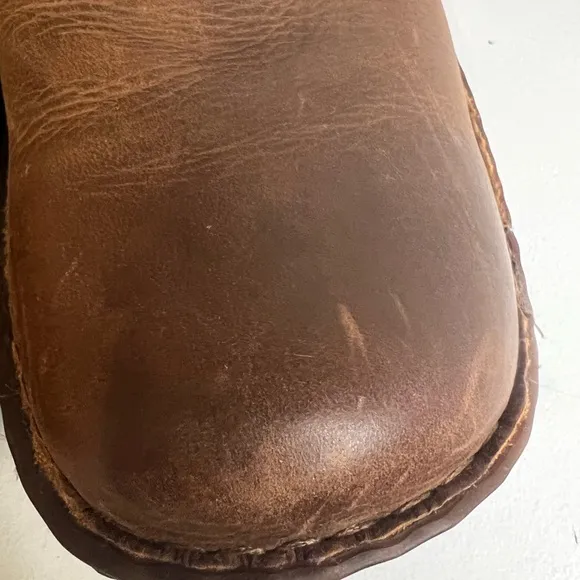 BORN Mens Brown Leather/ boots size 11