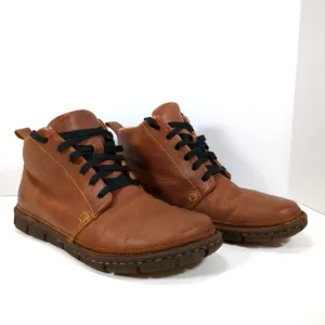 Born Men's leather Jax Brown lace up boots , size 10.5