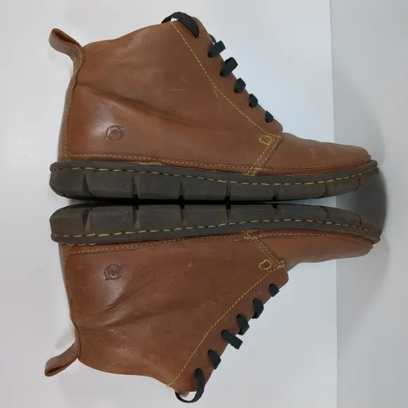 Born Men's leather Jax Brown lace up boots , size 10.5