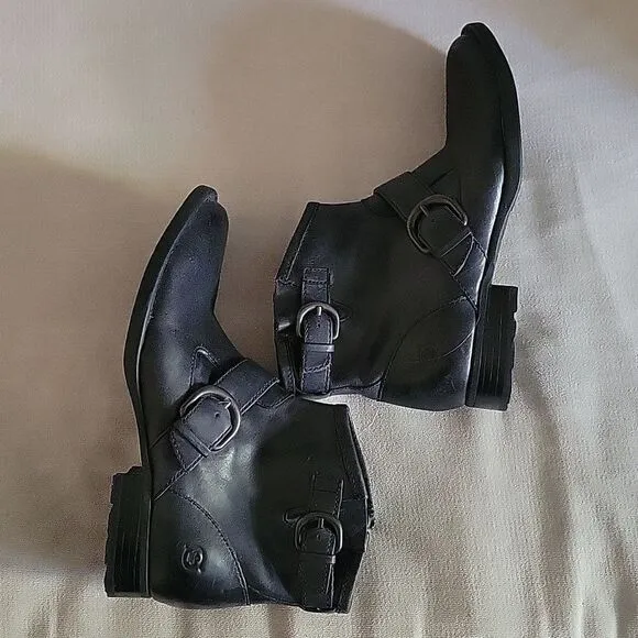 Born Women's Ankle Boots Size 6