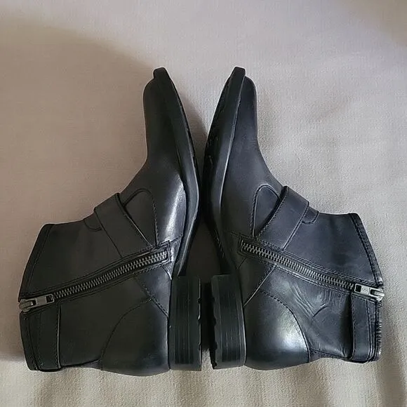 Born Women's Ankle Boots Size 6