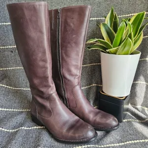 Born Women’s North Knee High Boot Grey 8 M