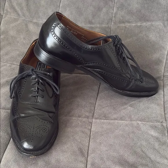 Bostonian Classics Black Leather Wingtip Oxford Men's Dress Shoes