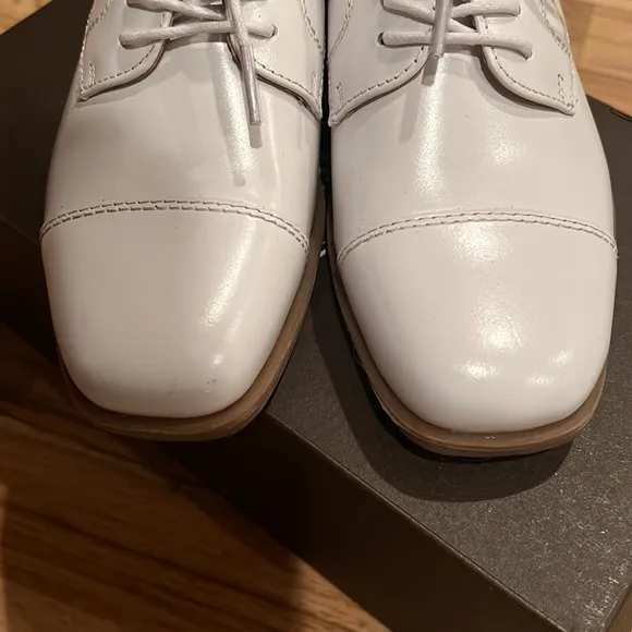 Boys communion shoes worn once