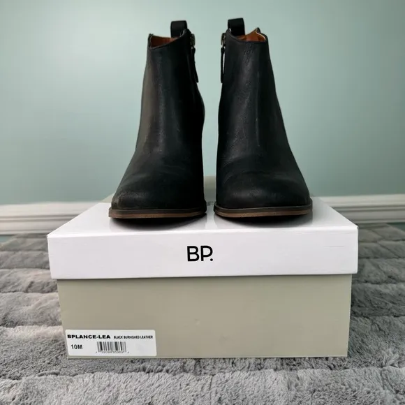 BP Lance Lea Leather Ankle Boots Booties Block Heel Side Zip Womens 10M Black