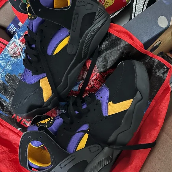 Brand new Nike Men's Black and Purple Sneakers