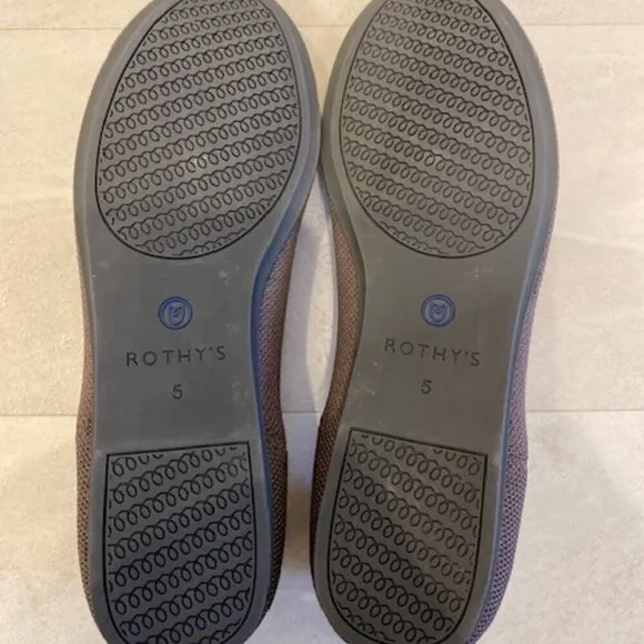 Brand New! ROTHY'S Mink Round Toe Ballet Flat Shoes Women's 5