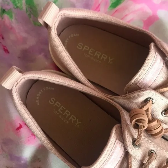 Brand New Sperry Top Siders Slip On Sneakers Pale Pink Boat Shoes