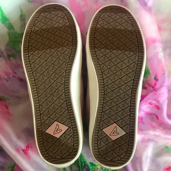 Brand New Sperry Top Siders Slip On Sneakers Pale Pink Boat Shoes