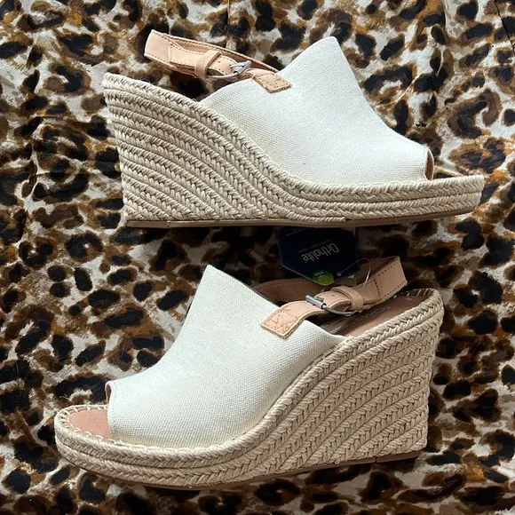 Brand New TOMS Natural Oxford Leather Neutral Espadrille Wedge Slingback Sandals