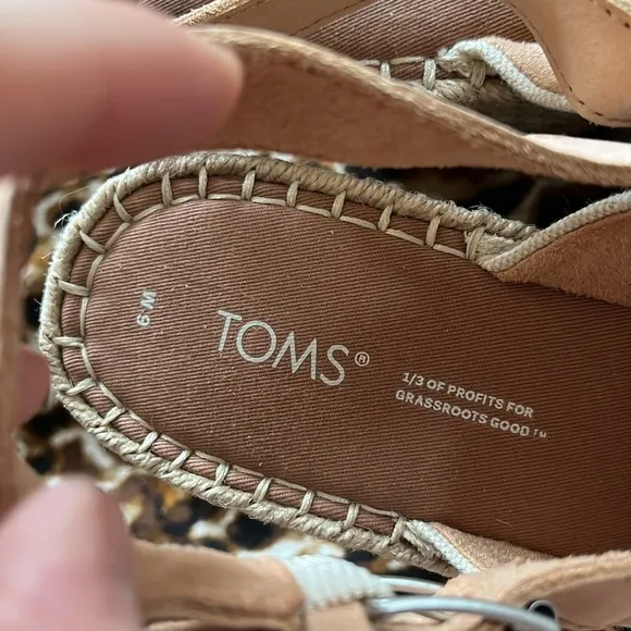Brand New TOMS Natural Oxford Leather Neutral Espadrille Wedge Slingback Sandals