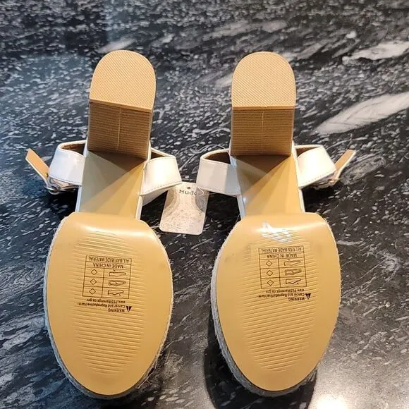 BRAND NEW MUDD CHUNKY PLATFORM ROUND-TOE   HEEL STUDDED SANDALS