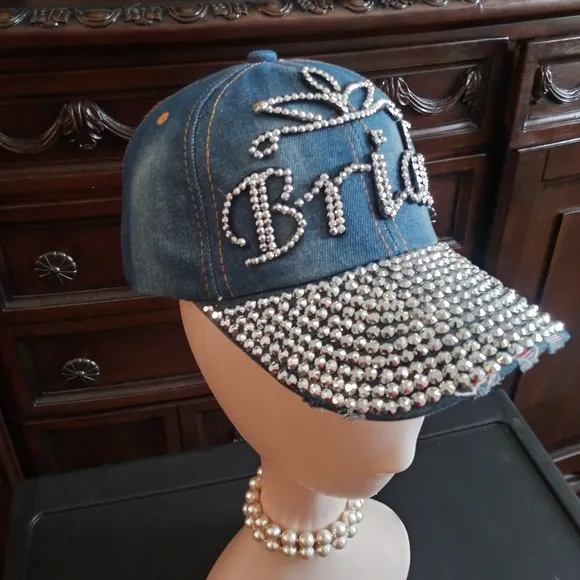 Bride's Runabout Baseball Cap Wedding Bridal NWT