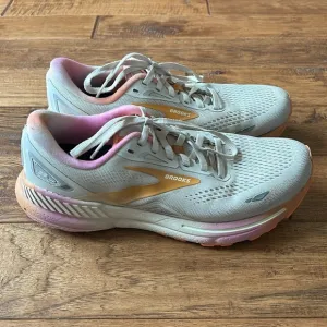 Brooks Adrenaline GTS 23 Running Shoes White Sand Sunset Fuchsia Womens Size 9.5