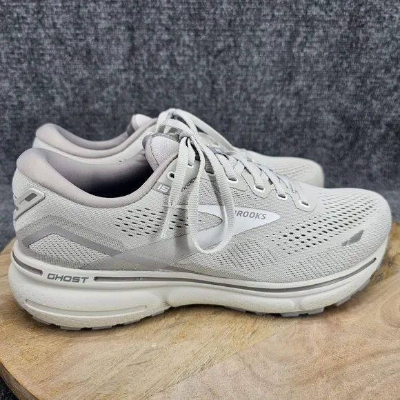 Brooks Ghost 15 Womens Size 10 Gray Athletic Running Shoes 1203801B112
