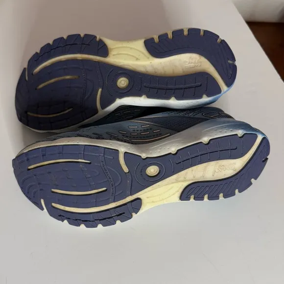 Brooks Glycerin Blue Athletic Shoes