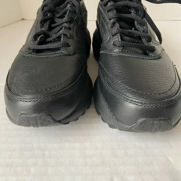Brooks Women’s Addiction Walker Shoes Black Size 6 B