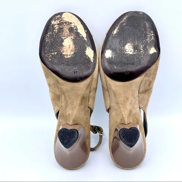 BRUNO MAGLI |🤎Tan Suede Peep-Toe Slingback | Heart-Shaped Heel | EU 37 /US 6.5