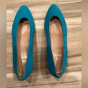 Bruno Magli Vintage Teal Slip On Shoes in Size 7-In Excellent Preloved Cond.
