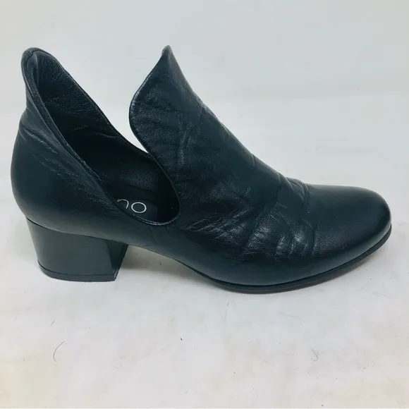 Bueno Mick Leather Low Cut Ankle Boots