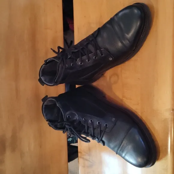 Bullboxer Black limited edition original 00.001/500 cap toe Waylon boots size 44