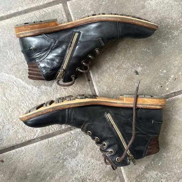Bullboxer Holten Leather Chukka boots