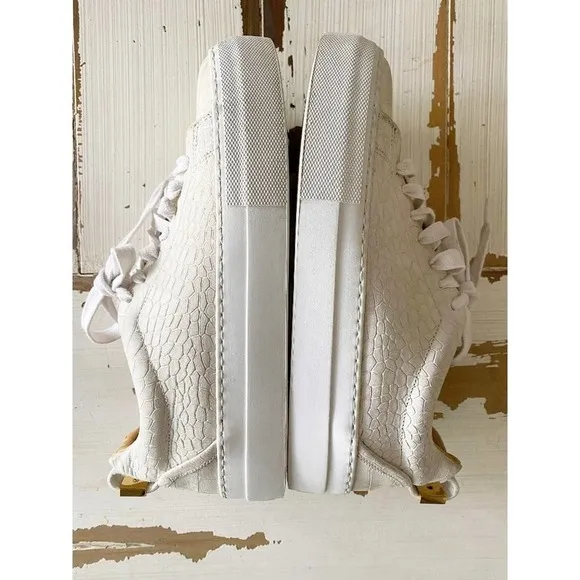 Buscemi En Noir White Crocodile Embossed Leather Low Top Sneakers Shoes Size 6