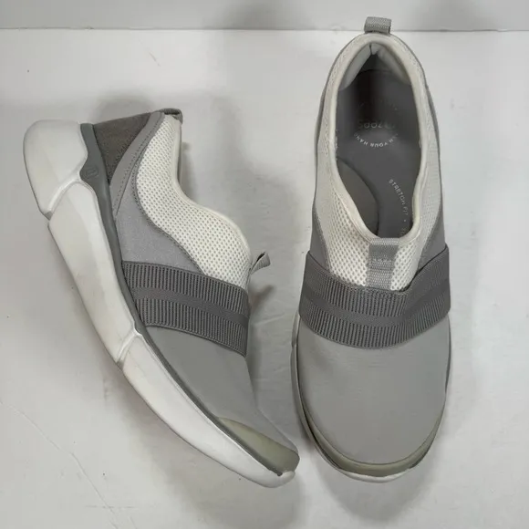 Bzees Haven Gray White Slip-On Shoes Women Size 9M