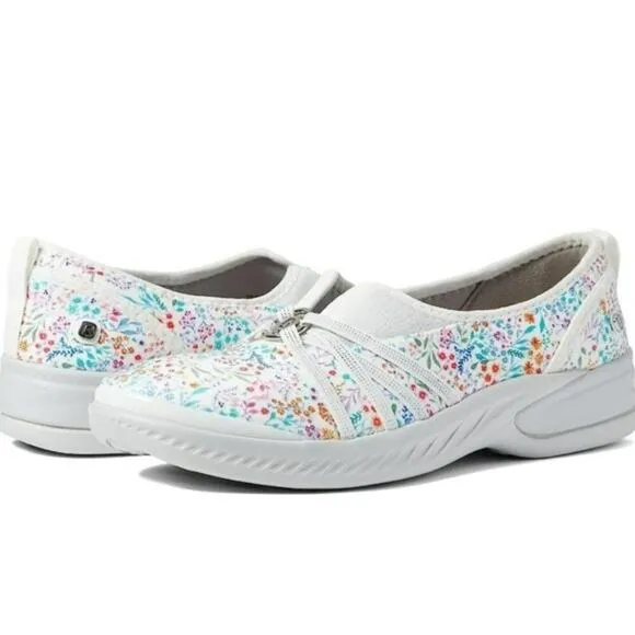 BZees Niche Washable Slip-on Flats White Floral
