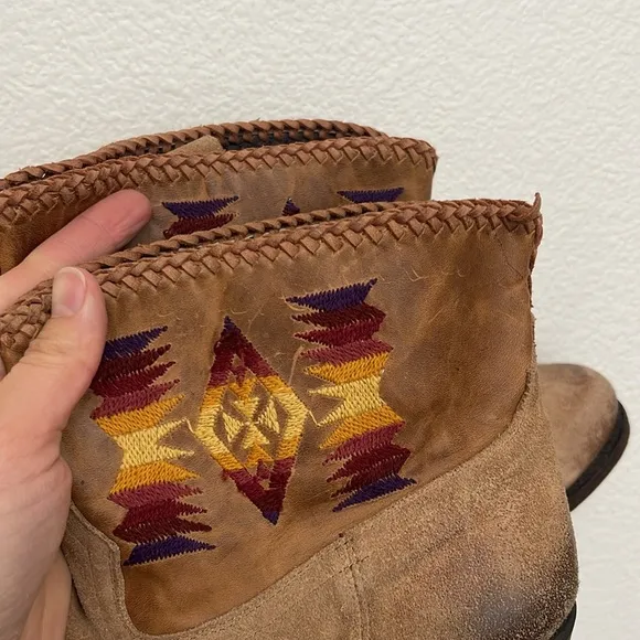 Caborca Embroidered Cowboy Booties Size 11