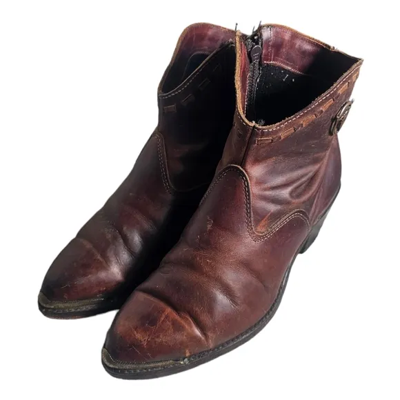 Capezio Boots Womens 8 M Western Cowboy Ankle Heels Side Zipper Brown Leather