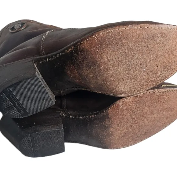 Capezio Boots Womens 8 M Western Cowboy Ankle Heels Side Zipper Brown Leather