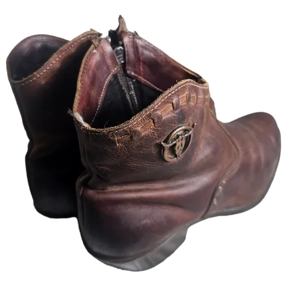 Capezio Boots Womens 8 M Western Cowboy Ankle Heels Side Zipper Brown Leather