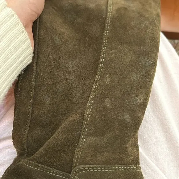 Castener Spain  suede olive green side zip knee high boots. Size 6