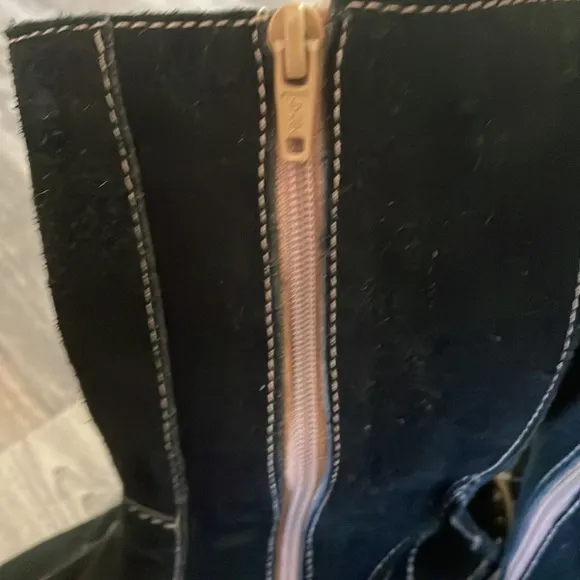 Cathy Jean vintage black suede moccasin style boots