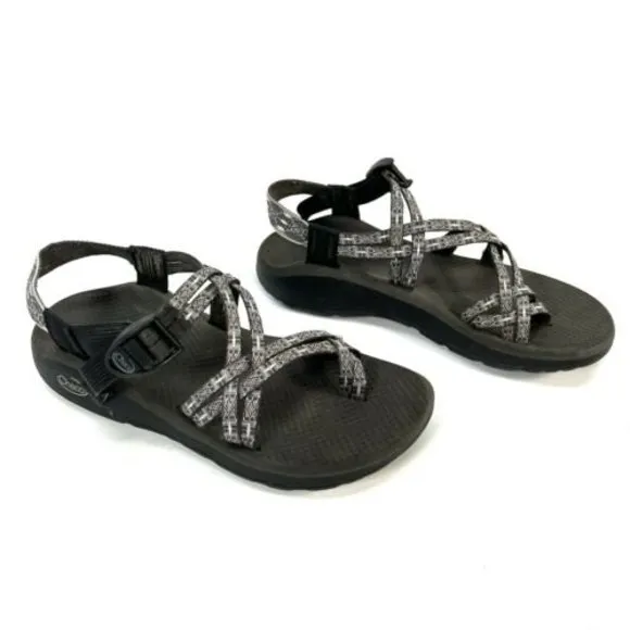 Chaco Size 9 Gray Black Purple Strappy Slip On Sandals J105566