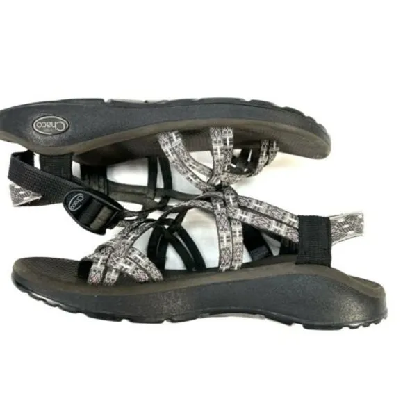 Chaco Size 9 Gray Black Purple Strappy Slip On Sandals J105566