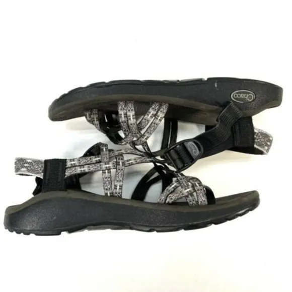 Chaco Size 9 Gray Black Purple Strappy Slip On Sandals J105566