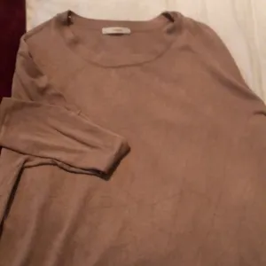 Cherish nude Long sleeves, and sweater dress NEW